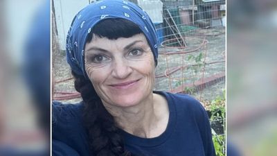 Irish Woman Freed After 17 Days in U.S. Detention Center Says 'Traumatized' But 'Full of Gratitude'