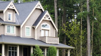 Can you paint a metal roof? Experts warn this could make or break your ‘worthy’ DIY efforts