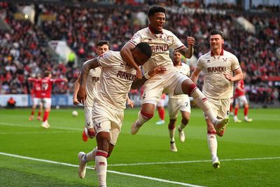 Sheffield United dream of Wembley after comfortable win over Bristol City