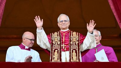 White Sox, Cubs Fans Got a Quick Answer to New Pope's Baseball Allegiance
