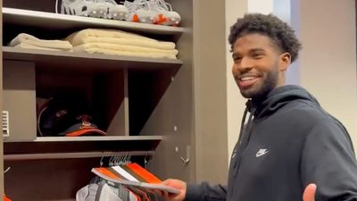 Shedeur Sanders Looked So Excited Checking Out His New Browns Locker for First Time