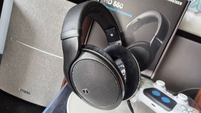 Sennheiser HD 550 review - a feast for the ears, but not enough to make me put down my favorite wireless gaming headsets