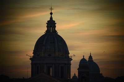 Vatican City Explained: History, Wealth, and How It Became The Smallest Country in the World