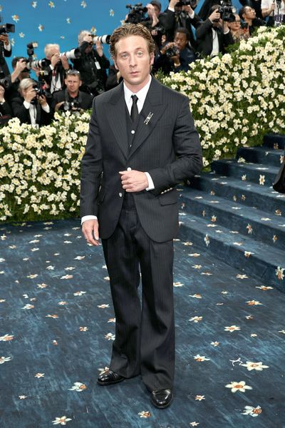 Anyone for a dandy blazer? The best navy jackets at every price point