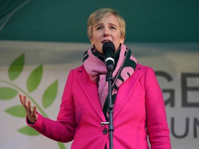 Stella Creasy accuses London council of 'misogyny' over refusal to remove false 'unfit mother' claim from her records