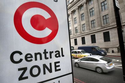 Scrapping congestion charge exemption for EVs is huge threat to London's clean air gains, warns report