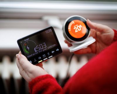 Energy bills: EDF offers fixed deal £300 cheaper than price cap