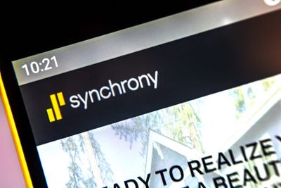 What Are Wall Street Analysts' Target Price for Synchrony Financial Stock?