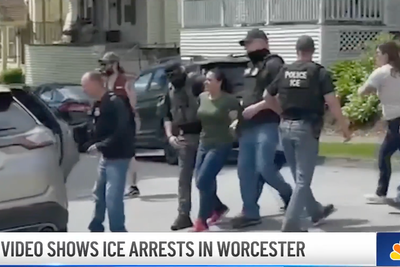 ‘Fed up’ crowd in Massachusetts swarms ICE agents attempting to arrest mother
