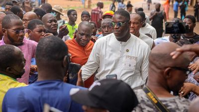 Malian political parties postpone banned protest but vow to fight on