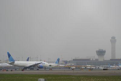 Air traffic controllers briefly lose radar access again at Newark airport