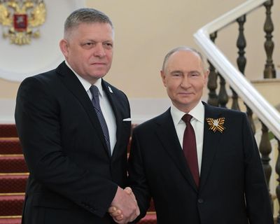 Slovakian and Serbian leaders defy EU to attend Russian military parade