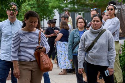 Washington's Hispanic community fighting fear and rallying help as rumors of an ICE crackdown bubble
