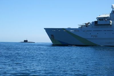 Royal Navy warship shadows Russian submarine through English Channel