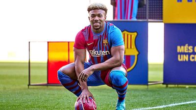 10 Players You Forgot Once Played at Barcelona