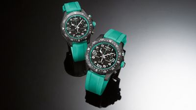 This new Breitling capsule collection goes big on turquoise