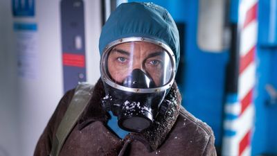 A new Netflix sci-fi show that's storming up the charts has a near-perfect Rotten Tomatoes score, and it has Hideo Kojima's approval: "This is really good"