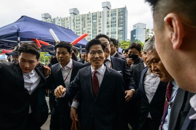 S. Korea Conservative Party Begins Process To Switch Presidential Candidate
