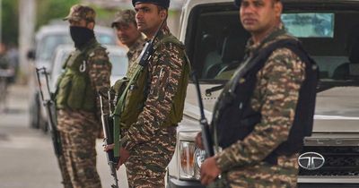 India and Pakistan agree to 'full and immediate' ceasefire deal