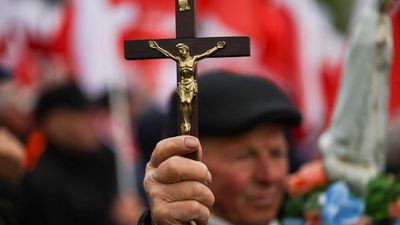 Polish nationalists stage anti-immigration demonstration ahead of polls