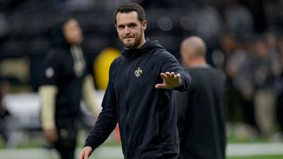 Saints Quarterback Derek Carr Shockingly Retiring From NFL, per Report