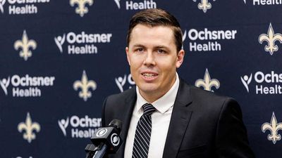 Kellen Moore Details Plan for Saints Starting QB Role After Derek Carr Retirement