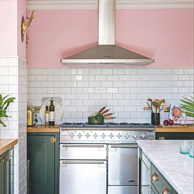 Are white tiles going out of style? These are the 4 tile trends to try instead for a stylish kitchen in 2026