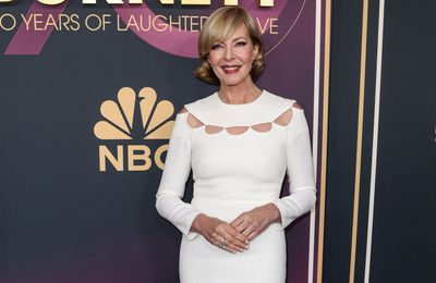 Allison Janney keeps her Oscar in different rooms around her house