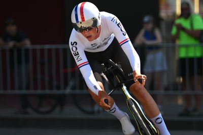 Josh Tarling wins Giro d'Italia's Tirana time trial as Primož Roglič takes the leader's maglia rosa