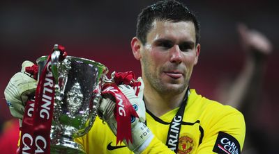'I went bananas after winning the League Cup, throwing champagne, while the senior players were like, ‘Bosh, onto the next game’. They were such winners' What Ben Foster learned about Manchester United's winning mentality