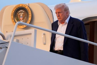 Reports claim Trump will be gifted new Air Force One worth $400m from Qatar royal family