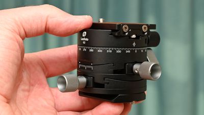 Leofoto G2 Geared Pan Head review: Level up with this streamlined geared head
