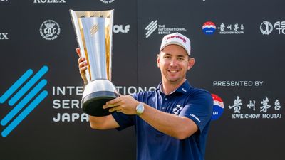 Thrift-Shop Putter Helps LIV Golf's Lucas Herbert Land International Series Japan Title