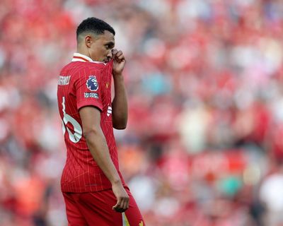 Triviality of the non-title decider leads to fun, frivolity and petty booing