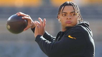 Aaron Glenn Gave Glowing Review of New Jets QB Justin Fields