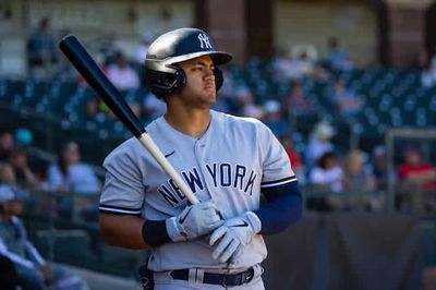 Dominguez becomes youngest Yankee with 3 home runs in a game