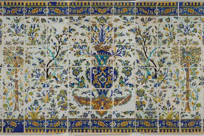 ‘Stunning’ tiles from Iranian palace going on display for first time in 20 years