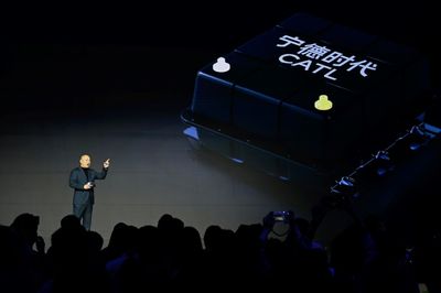 Chinese EV Battery Giant CATL Aims To Raise $4 Bn In Hong Kong IPO