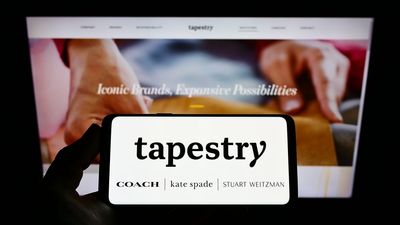 Tapestry Stock Outlook: Is Wall Street Bullish or Bearish?