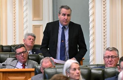 Queensland Labor expels MP after LNP raises domestic violence allegations