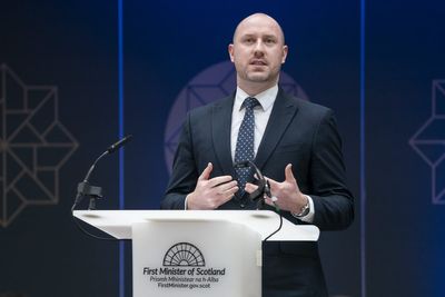 Health Secretary Gray to abstain on initial assisted dying vote