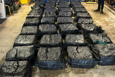 Dramatic moment police storm boat and seize over £300m-worth of cocaine off Australian coast
