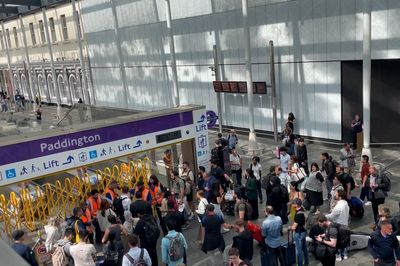London Underground services suspended after power outage