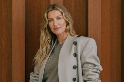 Gisele Bündchen shares first photo of newborn son and explains social media silence