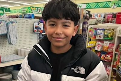 13-year-old boy dies in horrific accident when he hit a cable across a yard while riding an e-bike