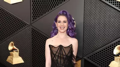 ‘We live in a fat-phobic world’: Kelly Osbourne says body shaming was worse than her addiction battles