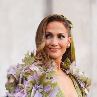 Jennifer Lopez has reportedly been relying on one unlikely A-lister amid her divorce from Ben Affleck