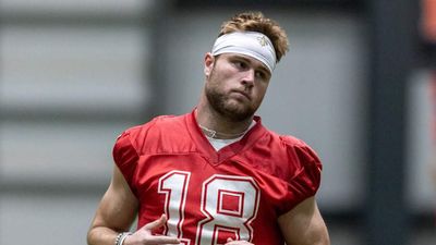 Saints to Sign Undrafted Rookie Quarterback After Derek Carr Retirement