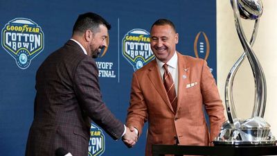 Fans Livid That Ohio State-Texas College Football Playoff Rematch Is Big Noon Game