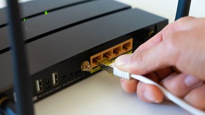 The FBI says that elderly Cisco Linksys router you've been meaning to replace may be under serious threat from cyber criminals